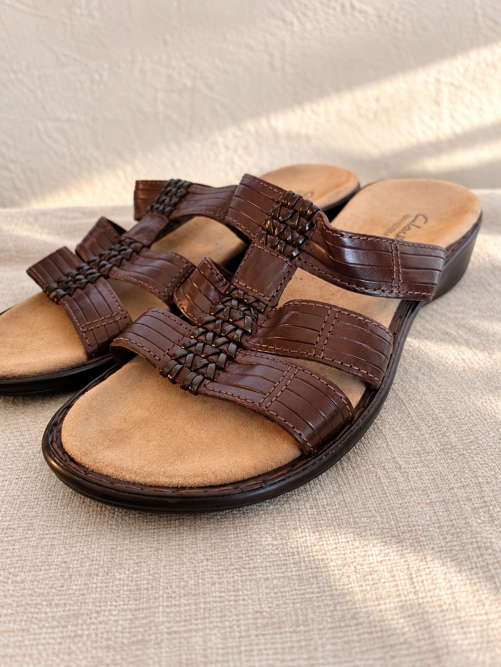 Clarks Breeze Sea Brown Sandals US 8 M